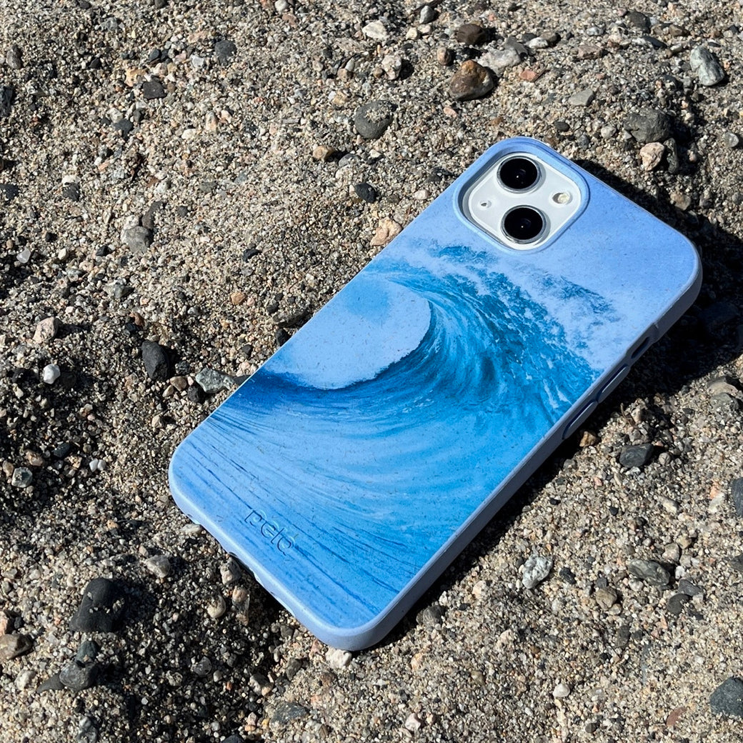 Powder Blue Big Wave Samsung Galaxy S22 Ultra Case