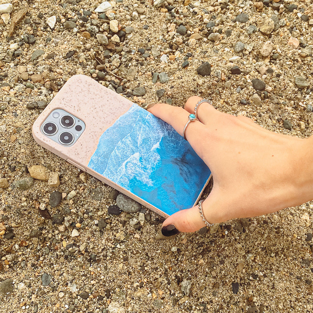 Seashell Waves iPhone X Case