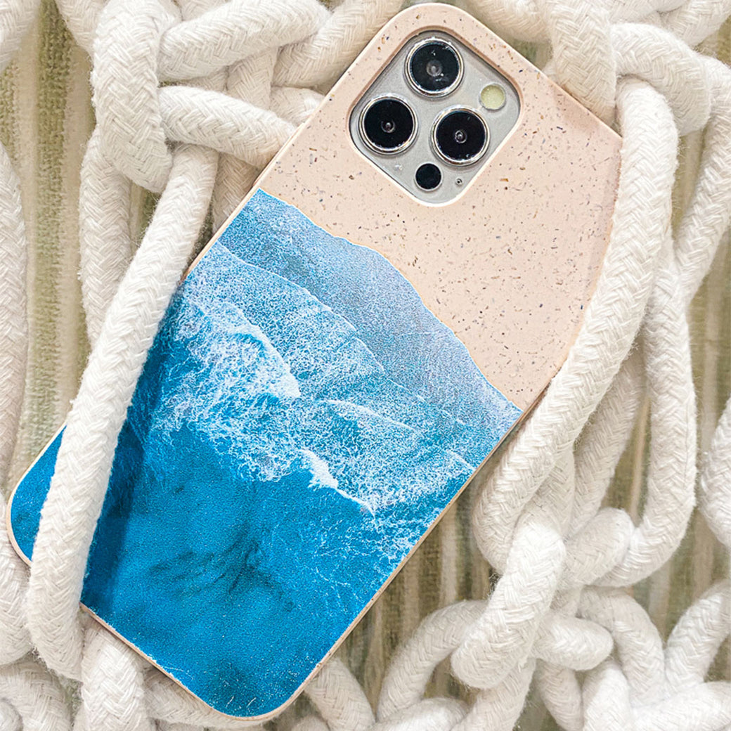 Seashell Waves iPhone 11 Case